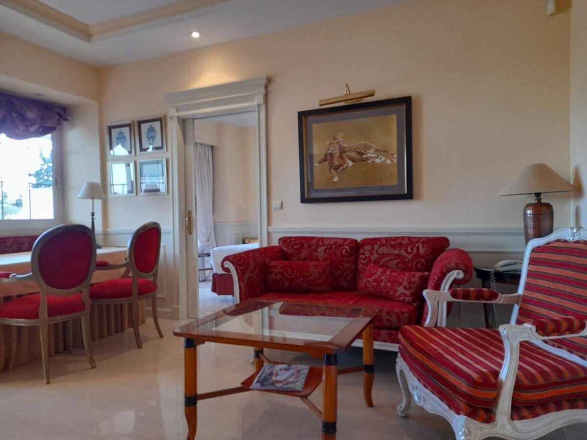 Apartamento Guadalpin Residences *
