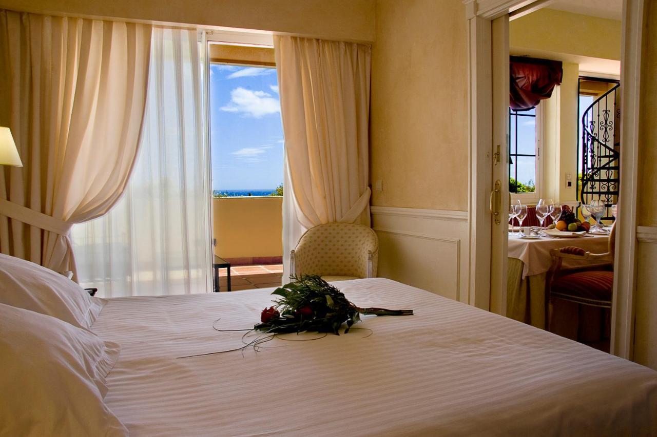 Guadalpin Residences Apartamento *