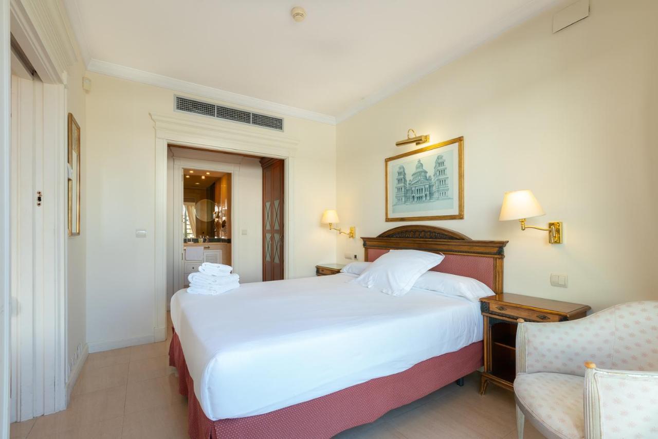 Guadalpin Residences