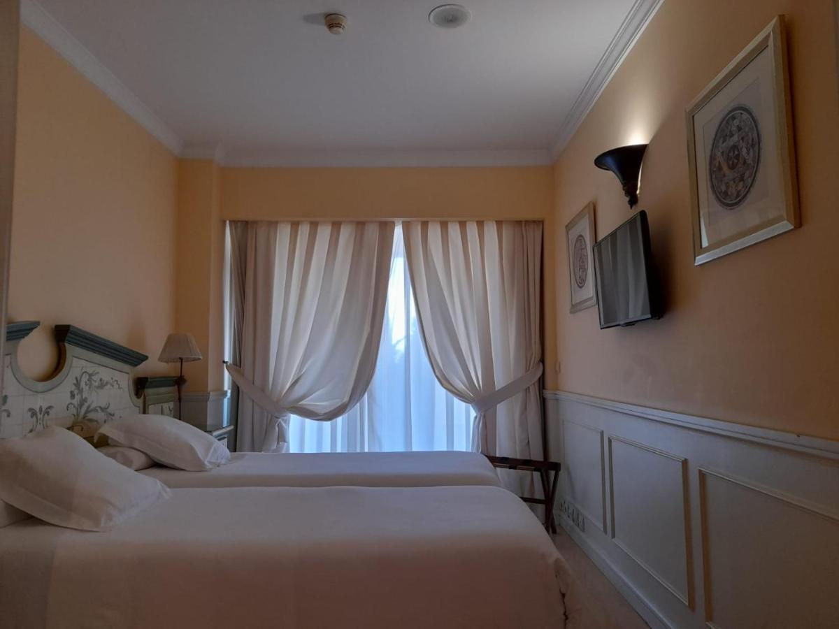 Guadalpin Residences Apartamento